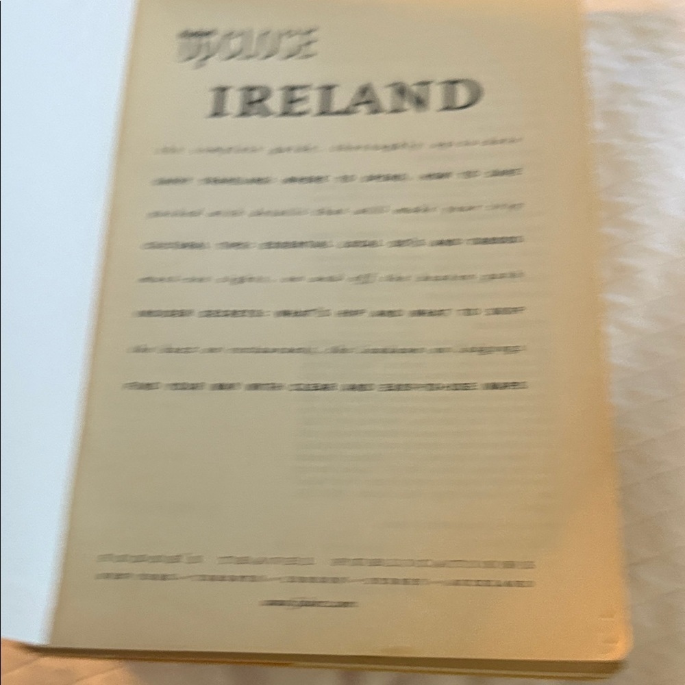 Travel Guide Book: Ireland - Edition - Picture 2 of 7